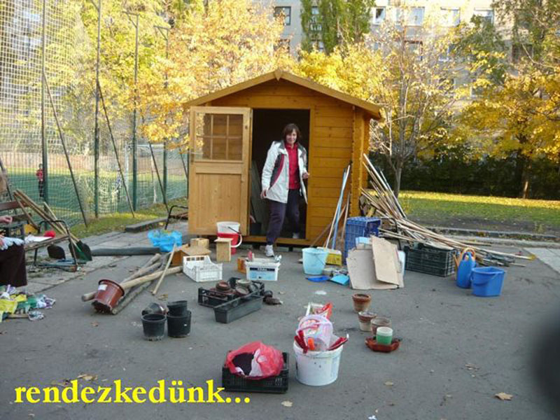 kert_es_udvarrendezes_2012-02